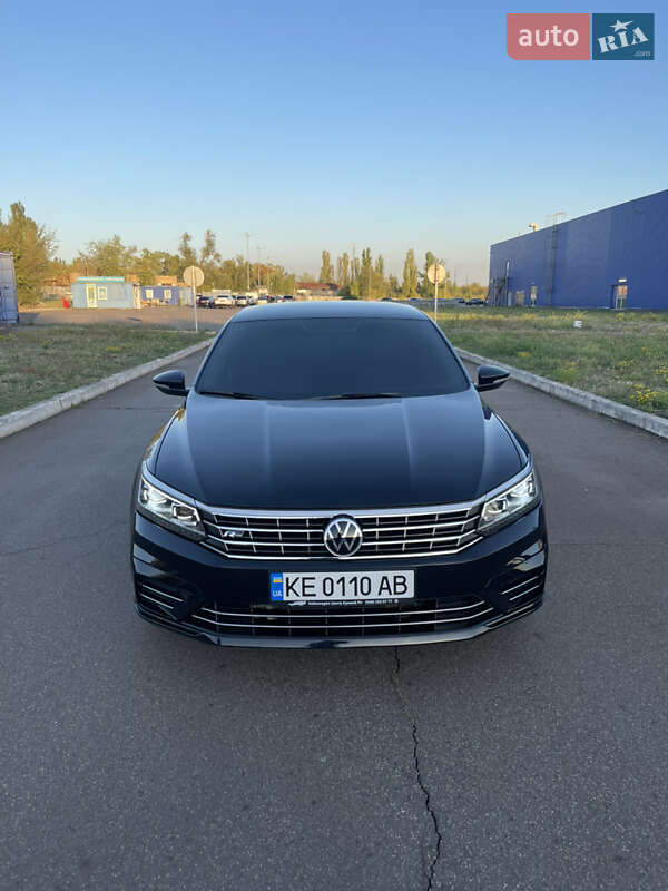 Седан Volkswagen Passat 2018 в Кривом Роге