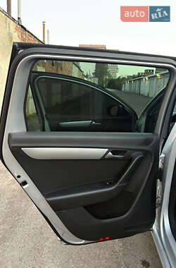 Универсал Volkswagen Passat 2012 в 