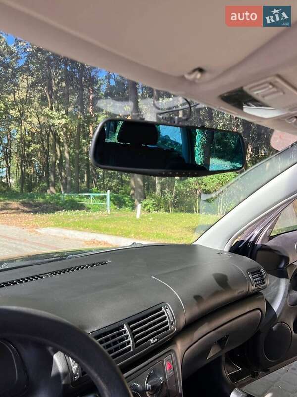 Универсал Volkswagen Passat 2002 в Львове