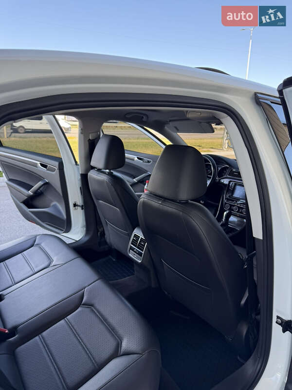 Седан Volkswagen Passat 2017 в Днепре фото 18 Седан Volkswagen Passat 2017 в Днепре