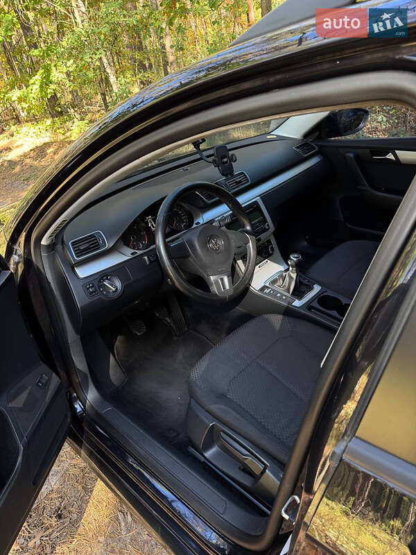 Универсал Volkswagen Passat 2011 в Полтаве