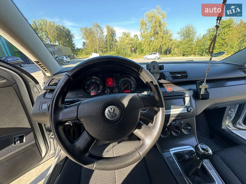 Универсал Volkswagen Passat 2006 в Дрогобыче