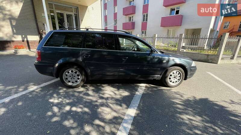 Универсал Volkswagen Passat 2001 в Киеве