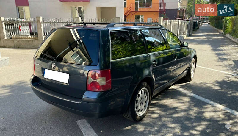 Универсал Volkswagen Passat 2001 в Киеве