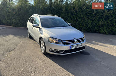 Універсал Volkswagen Passat 2011 в Шептицькому