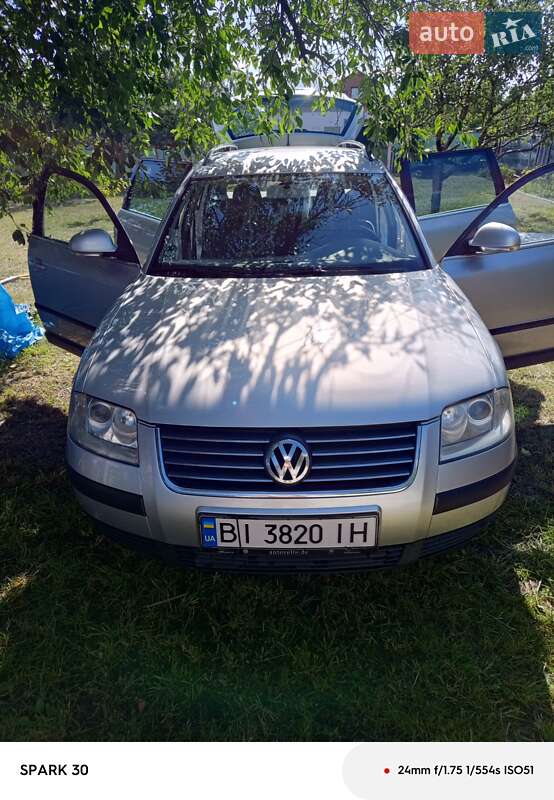 Универсал Volkswagen Passat 2004 в Полтаве