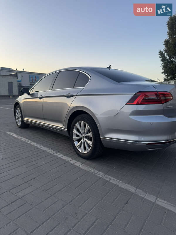 Седан Volkswagen Passat 2018 в Павлограде фото 3 Седан Volkswagen Passat 2018 в Павлограде