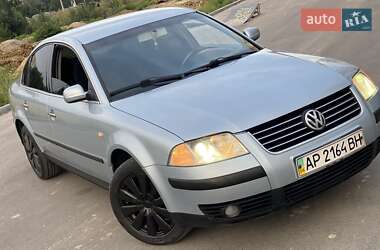 Седан Volkswagen Passat 2001 в Вишневом