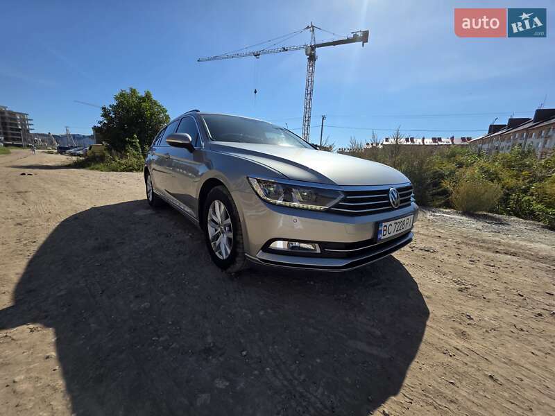 Универсал Volkswagen Passat 2015 в Львове