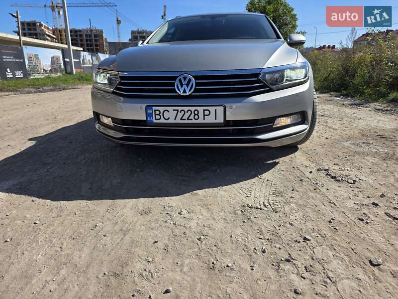 Универсал Volkswagen Passat 2015 в Львове