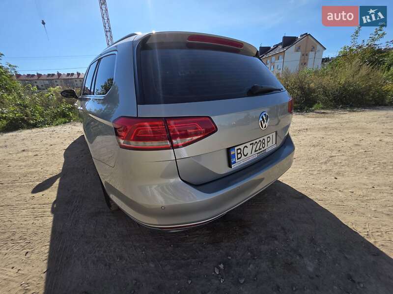 Универсал Volkswagen Passat 2015 в Львове