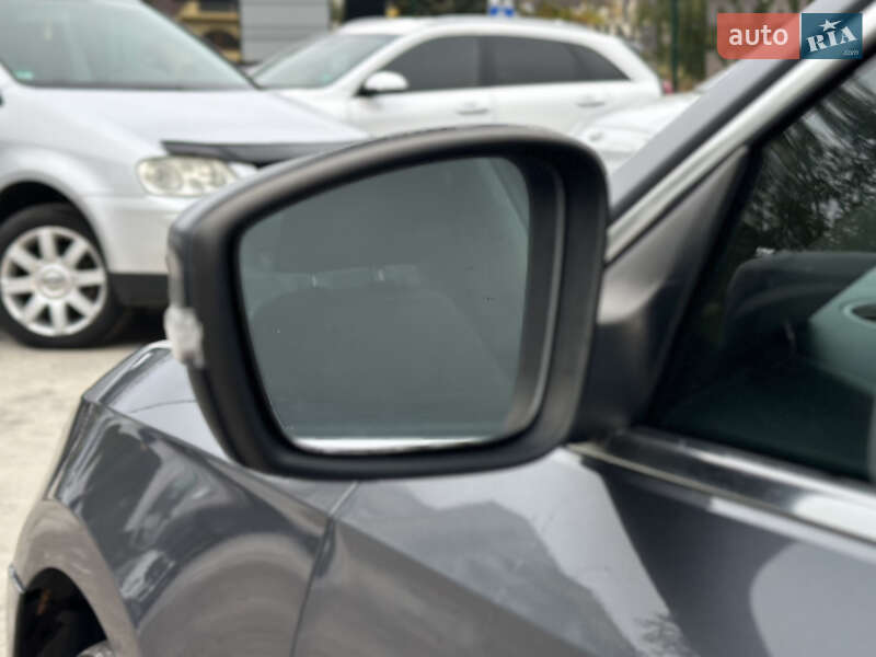 Седан Volkswagen Passat 2013 в Шептицькому