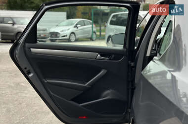 Седан Volkswagen Passat 2013 в 