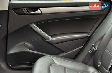 Седан Volkswagen Passat 2013 в 