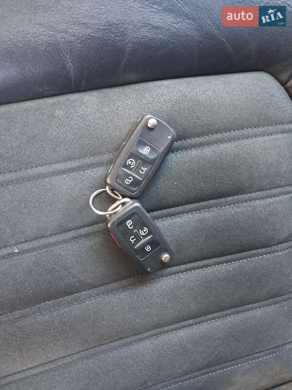 Седан Volkswagen Passat 2012 в Білозір’ї