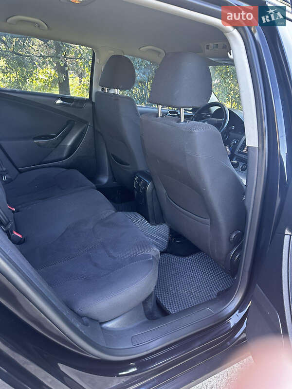 Универсал Volkswagen Passat 2007 в Вижнице