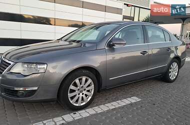 Седан Volkswagen Passat 2006 в Львове