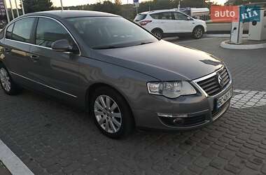 Седан Volkswagen Passat 2006 в Львове