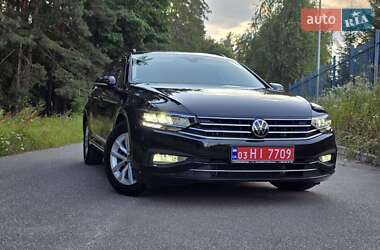 Универсал Volkswagen Passat 2022 в Буче