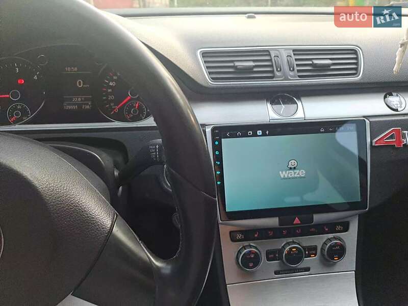 Универсал Volkswagen Passat 2012 в Стрые