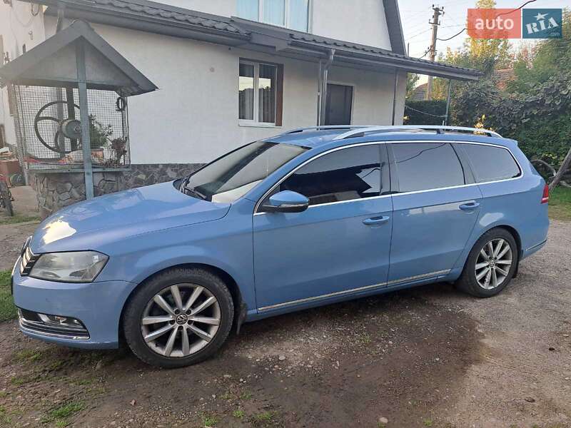 Универсал Volkswagen Passat 2012 в Стрые