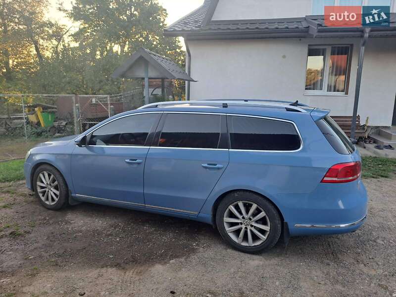 Универсал Volkswagen Passat 2012 в Стрые