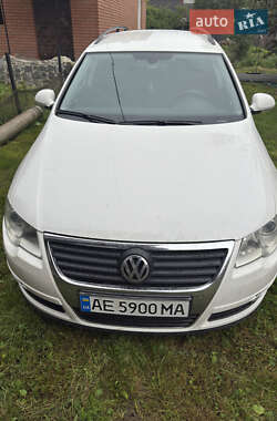 Універсал Volkswagen Passat 2008 в Ківерцях