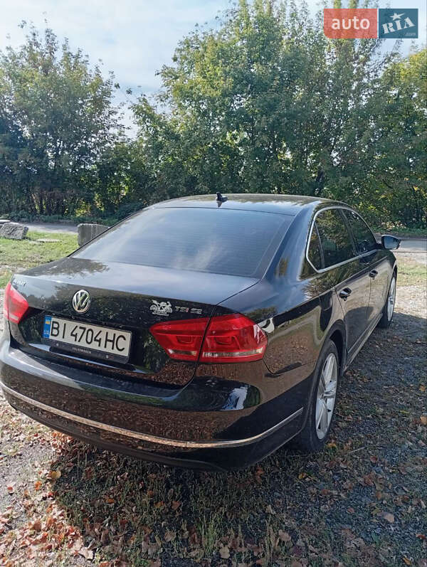 Седан Volkswagen Passat 2015 в Лохвице