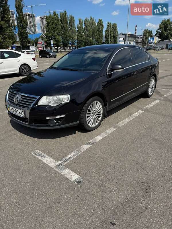 Седан Volkswagen Passat 2008 в Києві