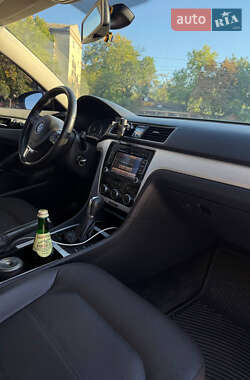 Седан Volkswagen Passat 2012 в 