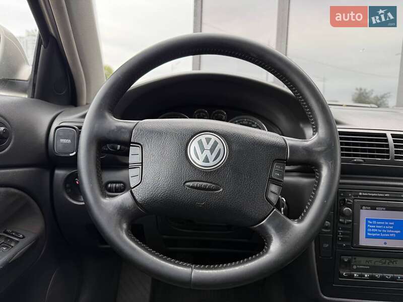 Универсал Volkswagen Passat 2004 в Киеве