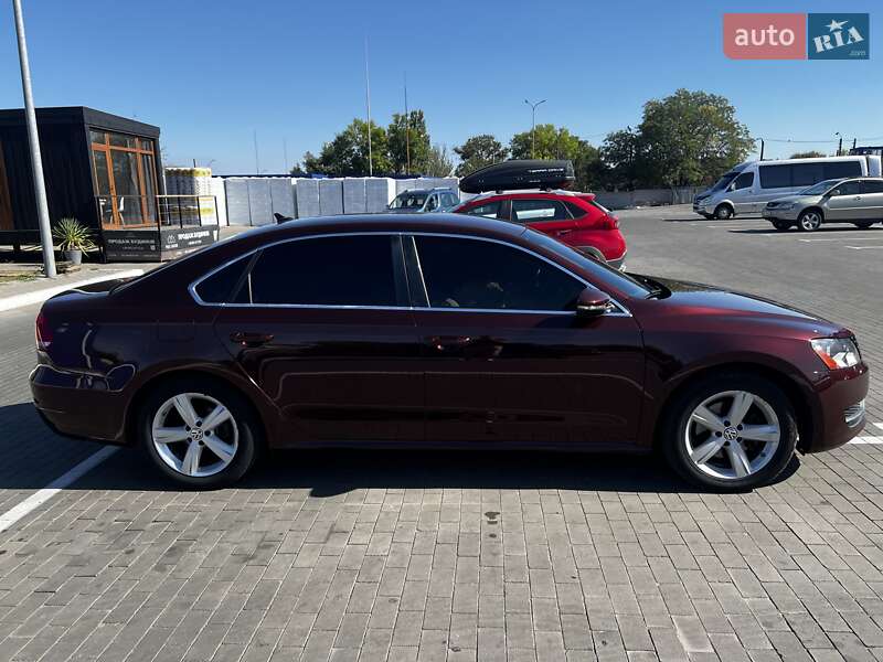 Седан Volkswagen Passat 2013 в Миколаєві