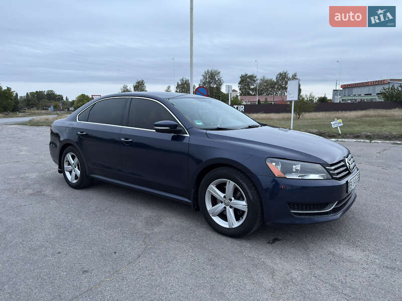 Седан Volkswagen Passat 2012 в Полтаве