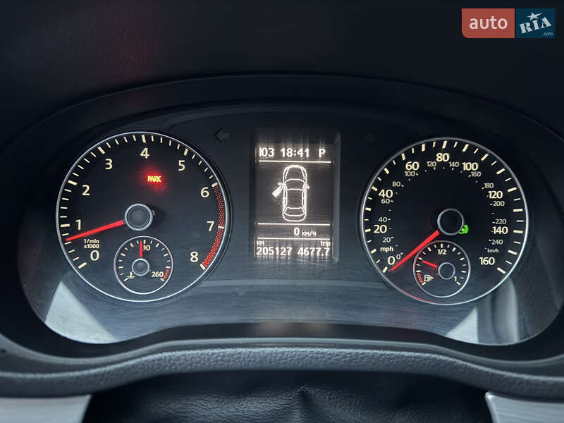 Седан Volkswagen Passat 2012 в Полтаве