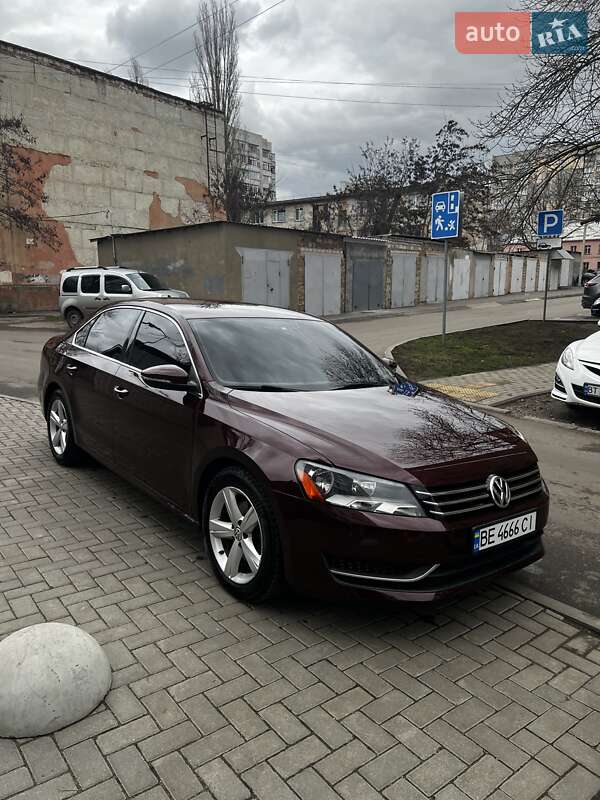 Седан Volkswagen Passat 2013 в Миколаєві