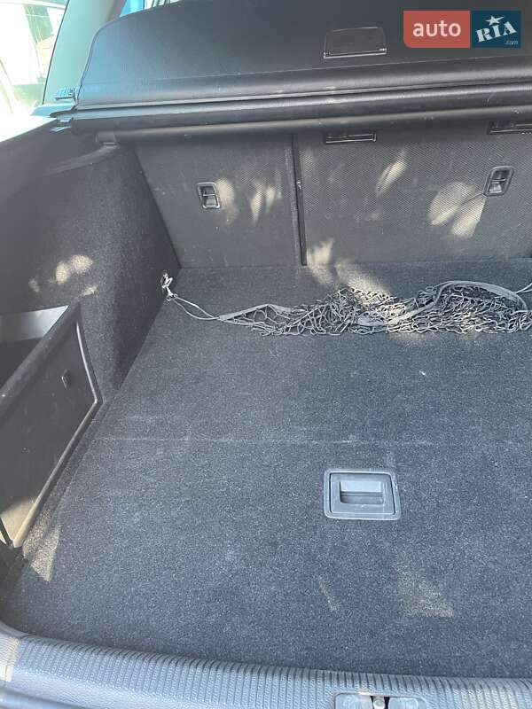 Универсал Volkswagen Passat 2012 в Киеве