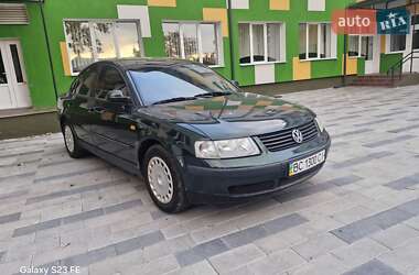 Седан Volkswagen Passat 1997 в Тернополе