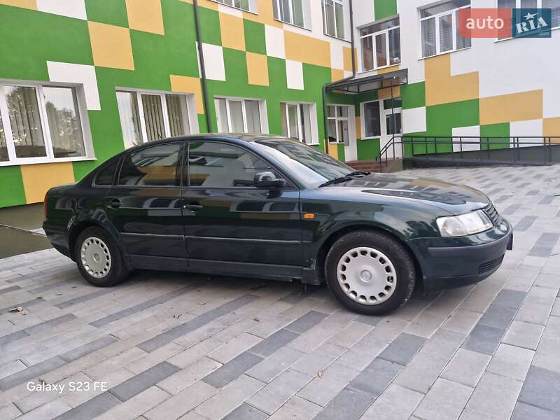 Седан Volkswagen Passat 1997 в Тернополе