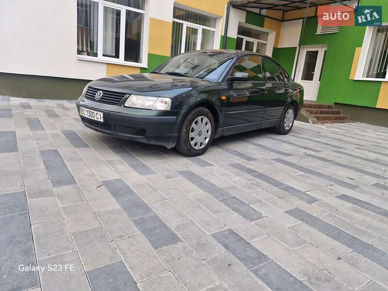 Седан Volkswagen Passat 1997 в Тернополе