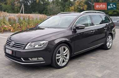 Універсал Volkswagen Passat 2011 в Луцьку