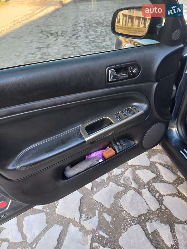Седан Volkswagen Passat 2003 в Виноградове