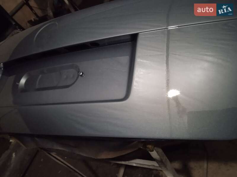 Седан Volkswagen Passat 2003 в Виноградове