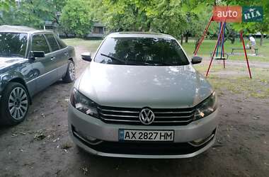 Седан Volkswagen Passat 2014 в Харкові