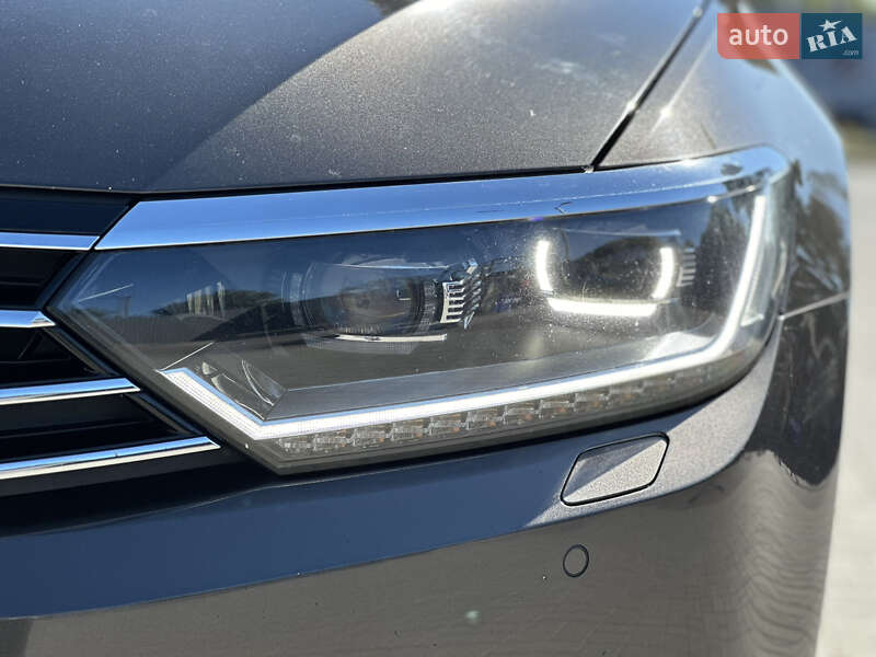 Седан Volkswagen Passat 2017 в Днепре фото 10 Седан Volkswagen Passat 2017 в Днепре