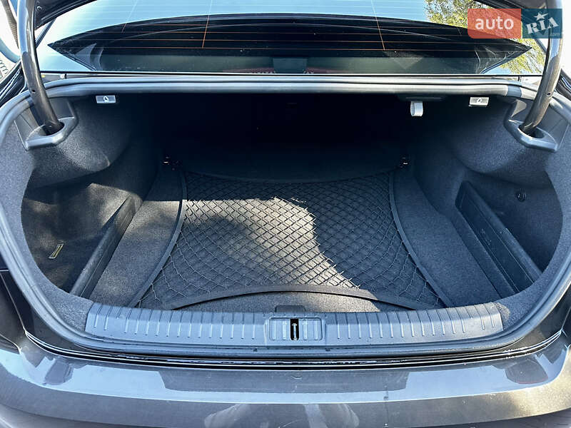 Седан Volkswagen Passat 2017 в Днепре фото 25 Седан Volkswagen Passat 2017 в Днепре