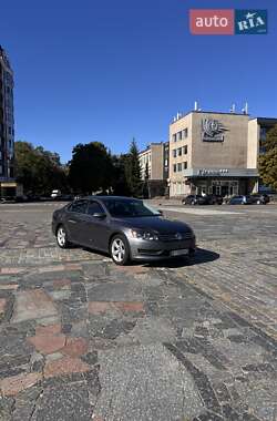 Седан Volkswagen Passat 2012 в Кременчуге