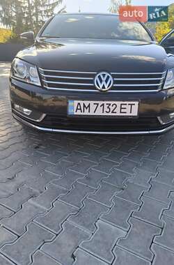 Универсал Volkswagen Passat 2014 в Житомире