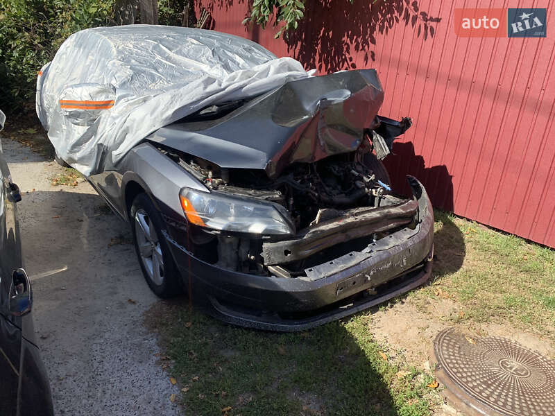 Седан Volkswagen Passat 2013 в Києві фото 2 Седан Volkswagen Passat 2013 в Києві