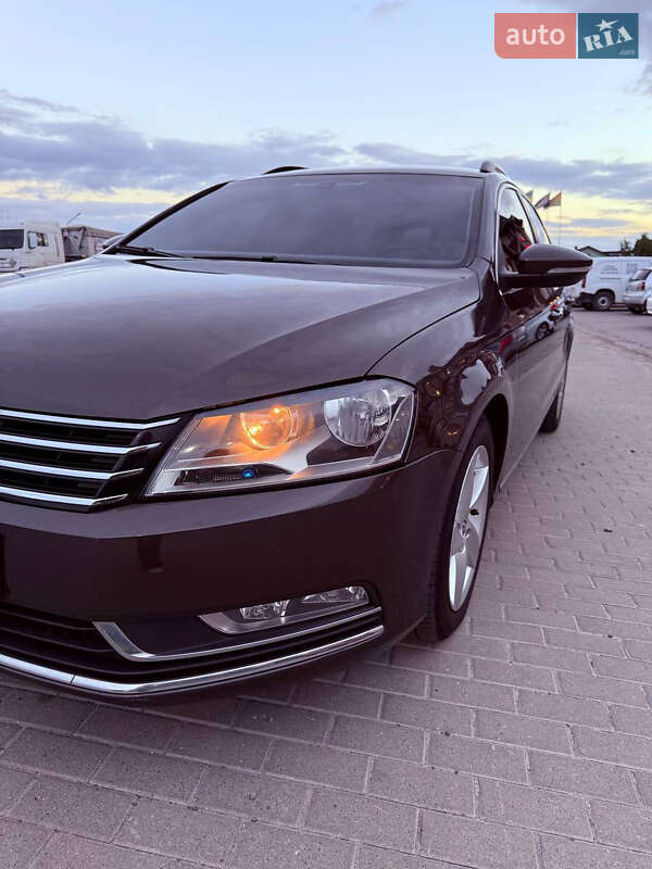 Универсал Volkswagen Passat 2013 в Радехове