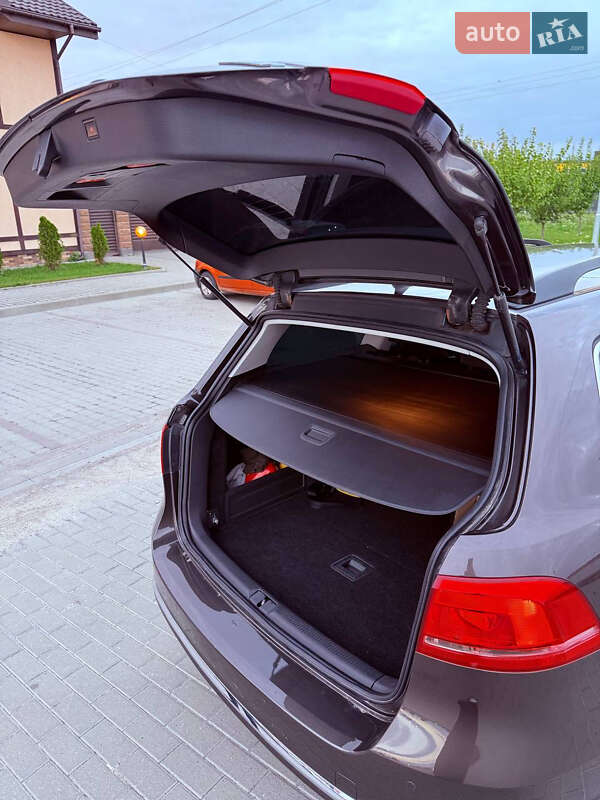 Универсал Volkswagen Passat 2013 в Радехове